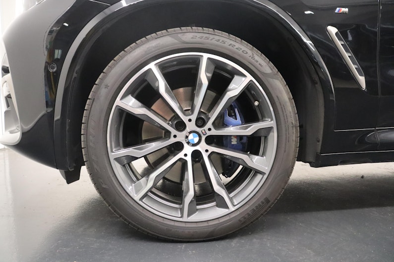 Vehicle image BMW X3