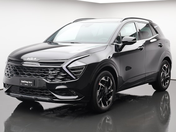 First vehicle image