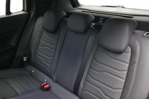 Vehicle image JEEP Avenger Summit