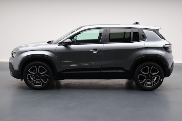 JEEP Avenger Summit 2