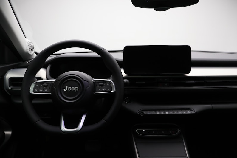 Vehicle image JEEP AVENGER