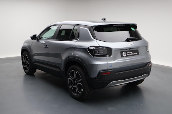 JEEP Avenger Summit 3