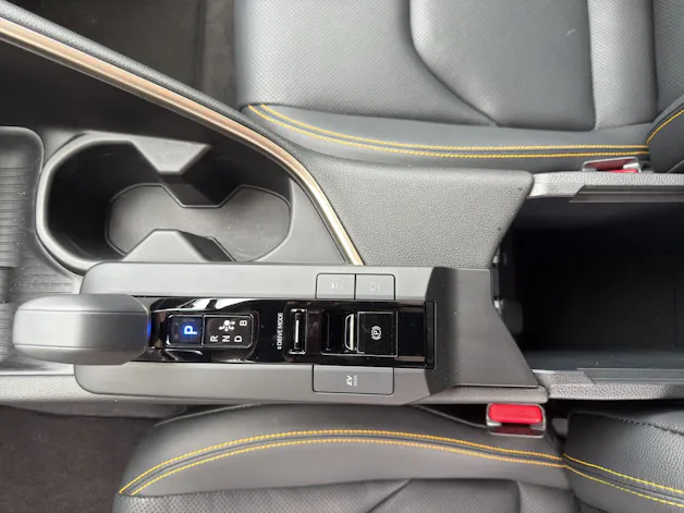 Toyota C-HR 2.0 HEV Style Premiere 4x4