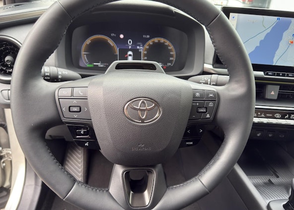 Vehicle image 19 Vehicle image 19