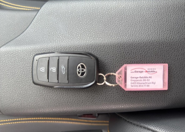 Vehicle image 20 Vehicle image 20