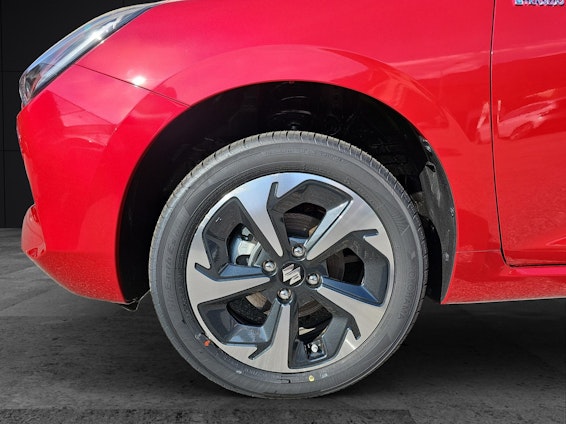 Vehicle image 8