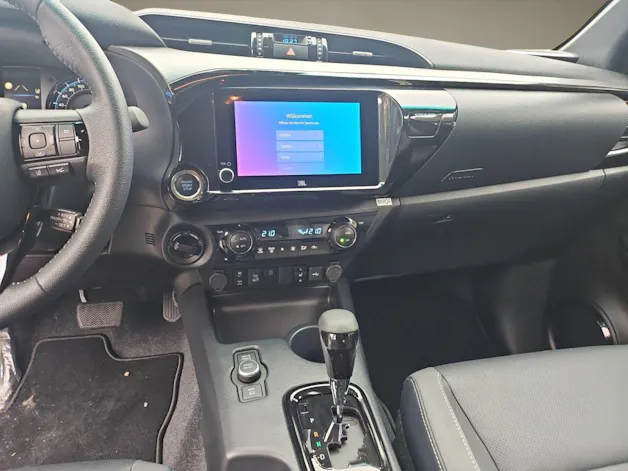 Toyota Hilux Double Cab.-Pick-up 2.8 D-4D 204 Invincible MHEV