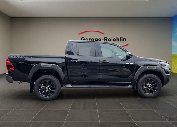 Vehicle image 5 Vehicle image 5