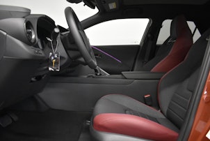 Vehicle image TOYOTA C-HR 2.0 HEV Style Premiere 4x4