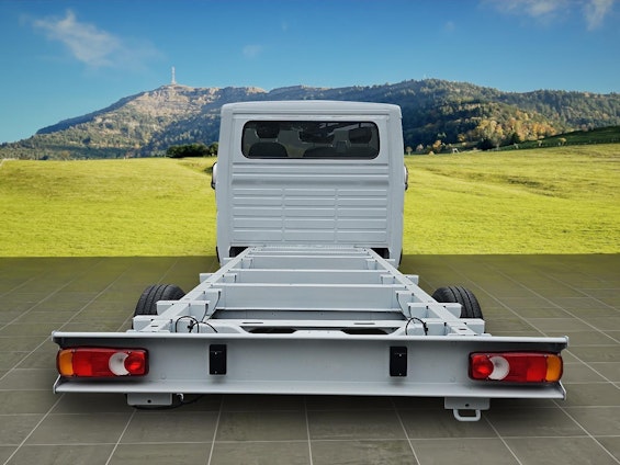 Vehicle image 3 Vehicle image 3