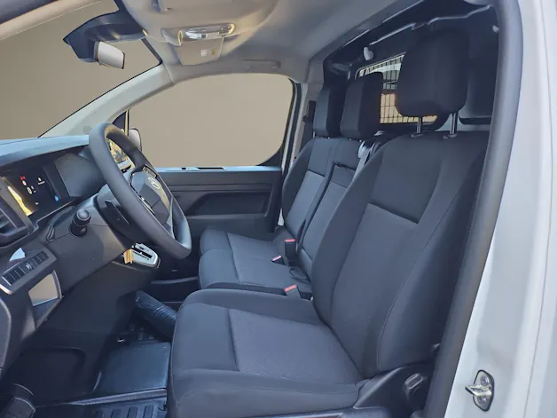 Toyota PROACE Van L1 2.0 D Advanced