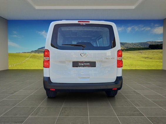 Vehicle image 3 Vehicle image 3