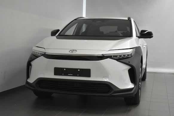 TOYOTA bZ4X Style AWD 0