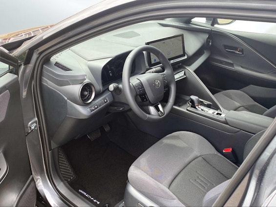 Vehicle image 4 Vehicle image 4