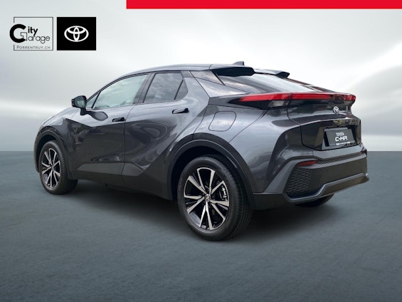 Vehicle image 7