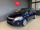 First vehicle image