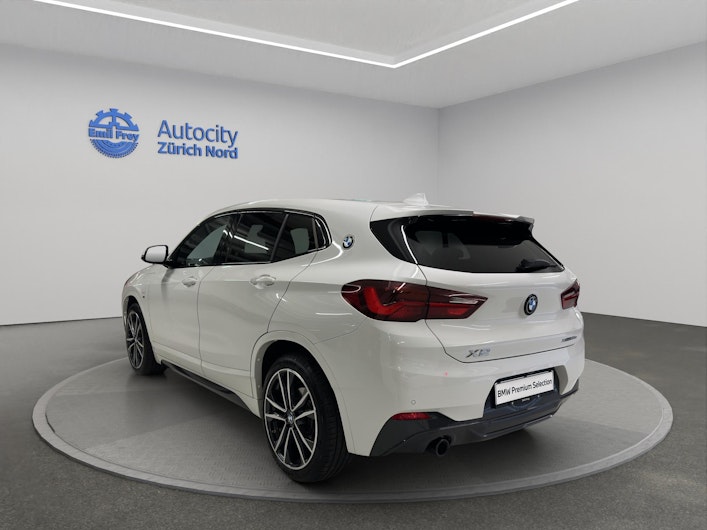 Vehicle image BMW X2
