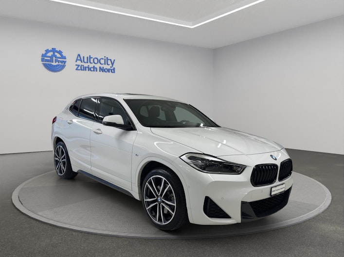 Vehicle image BMW X2