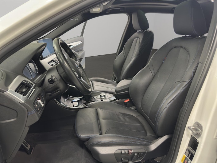 Vehicle image BMW X2