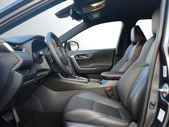 Vehicle image 2 Vehicle image 2