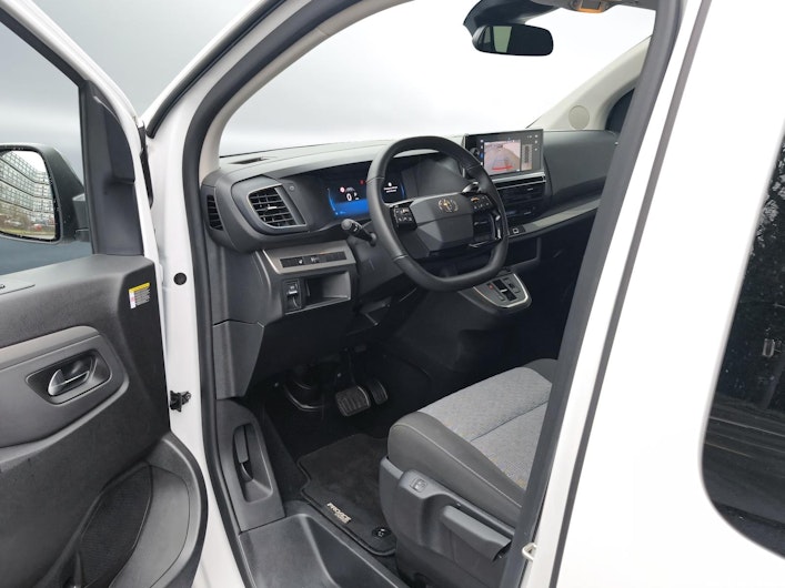 immagine del veicolo TOYOTA PROACE