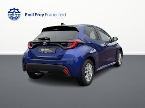 Vehicle image TOYOTA Yaris 1.5 VVT-i HSD Trend