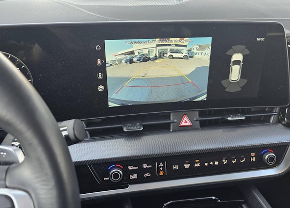 Vehicle image 9 Vehicle image 9