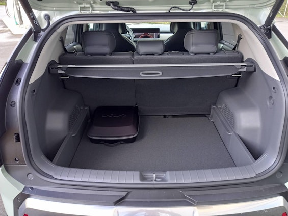 Vehicle image 3 Vehicle image 3