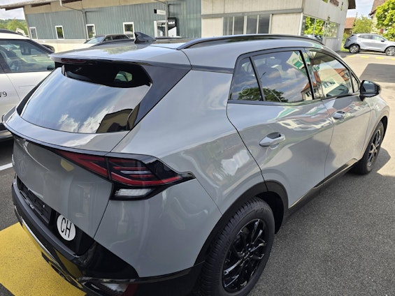 Vehicle image 3 Vehicle image 3