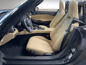 MAZDA MX-5 SG184 MT Kazari