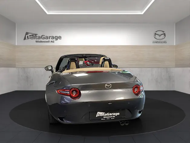 Mazda MX-5 SG184 MT Kazari