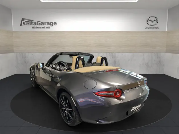 Mazda MX-5 SG184 MT Kazari