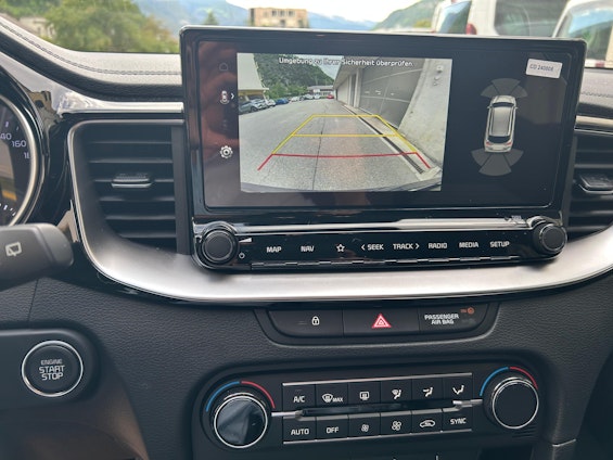 Vehicle image 30 Vehicle image 30