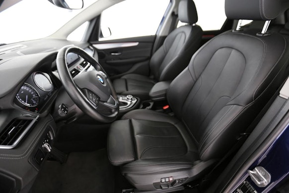 BMW 225xe Active Tourer 2