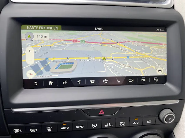 Jaguar E-Pace 2.0 T 250 R-Dynamic HSE AWD