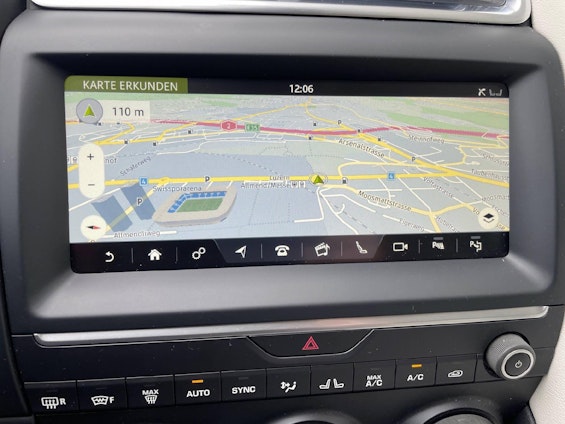 Vehicle image 11 Vehicle image 11