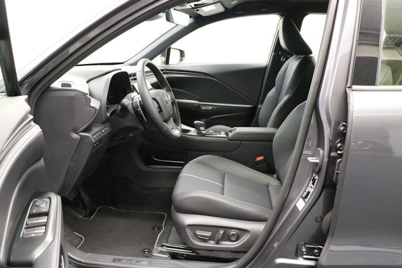 Vehicle image LEXUS LBX