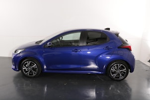 Vehicle image TOYOTA Yaris 1.5 VVT-i HSD Trend