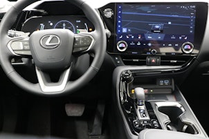 Vehicle image LEXUS NX 450h+ Comfort