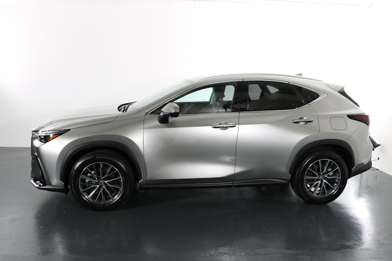 Vehicle image LEXUS NX