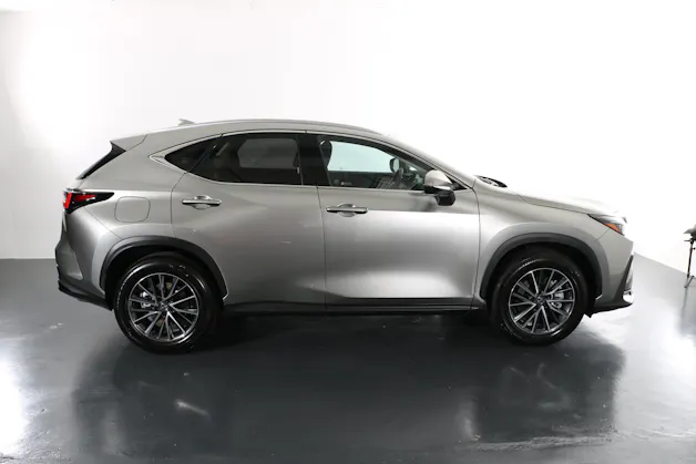Lexus NX 450h+ Comfort