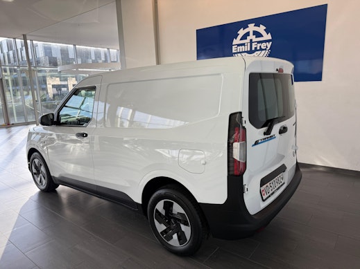 FORD E-Transit Courier Van Trend 2