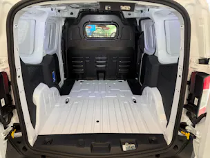 Ford E-Transit Courier Van Trend