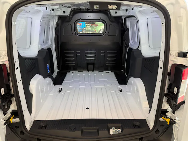 Ford E-Transit Courier Van Trend