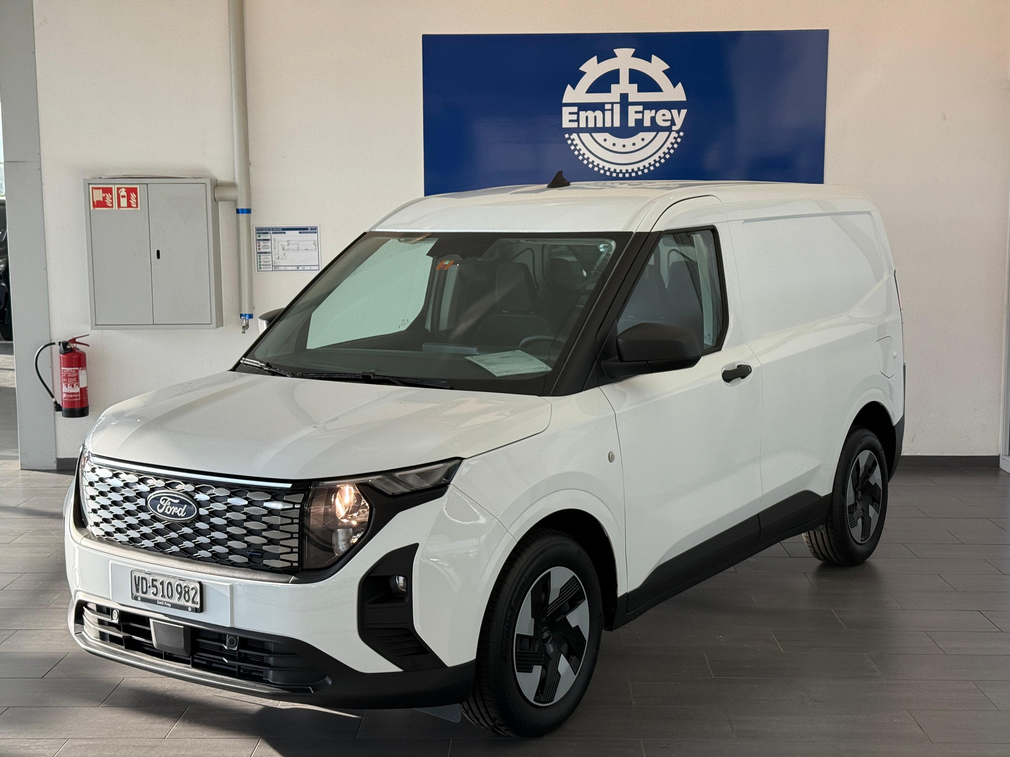 Ford E-Transit Courier