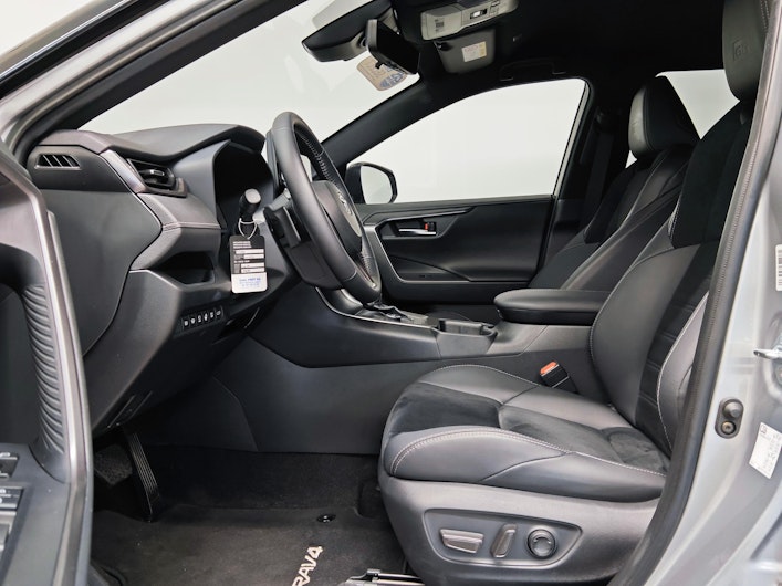 Vehicle image TOYOTA RAV-4