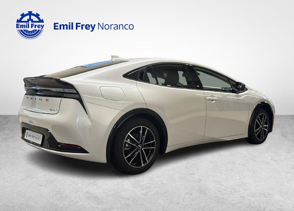 Vehicle image 4 Vehicle image 4