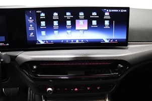 Vehicle image BMW 320d xDrive SAG Touring