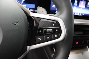 Vehicle image BMW 320d xDrive SAG Touring