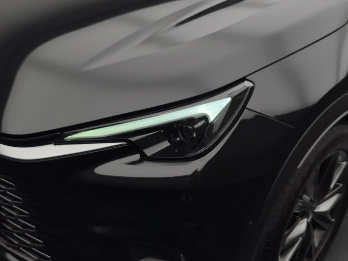 Fahrzeugbild LEXUS LBX